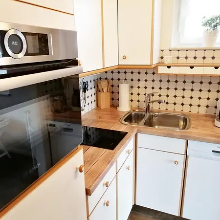 Daire Duenenstrasse 33a, Eg Links *